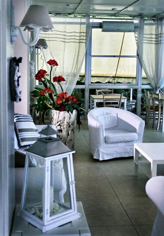 Hotel Santiago 밀라노마리티마 외부 사진